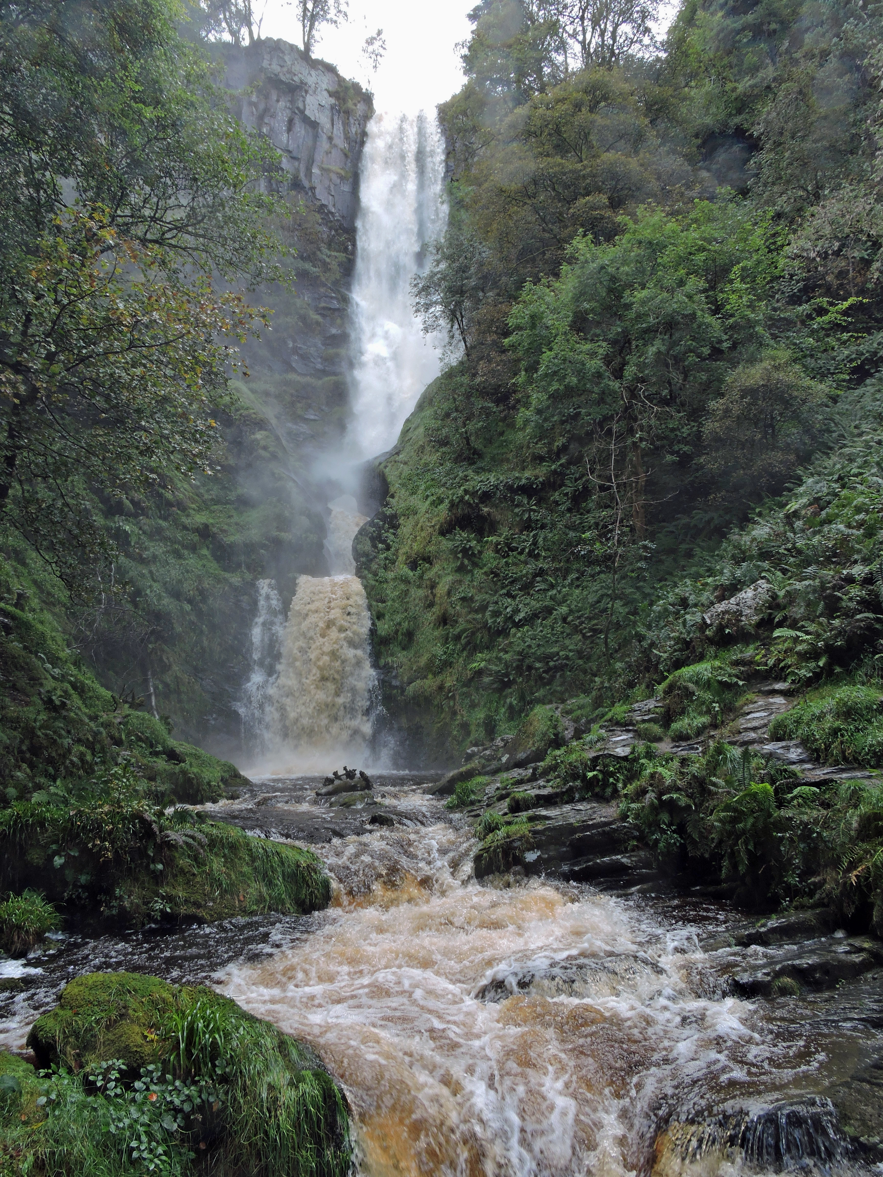 PISTIL RAEDHIR WATERFALL  Bill Bagley Photography